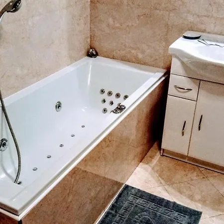 Old Town Krawiecka Aparthotel *